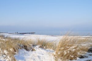 romantische Spaziergänge am Strand